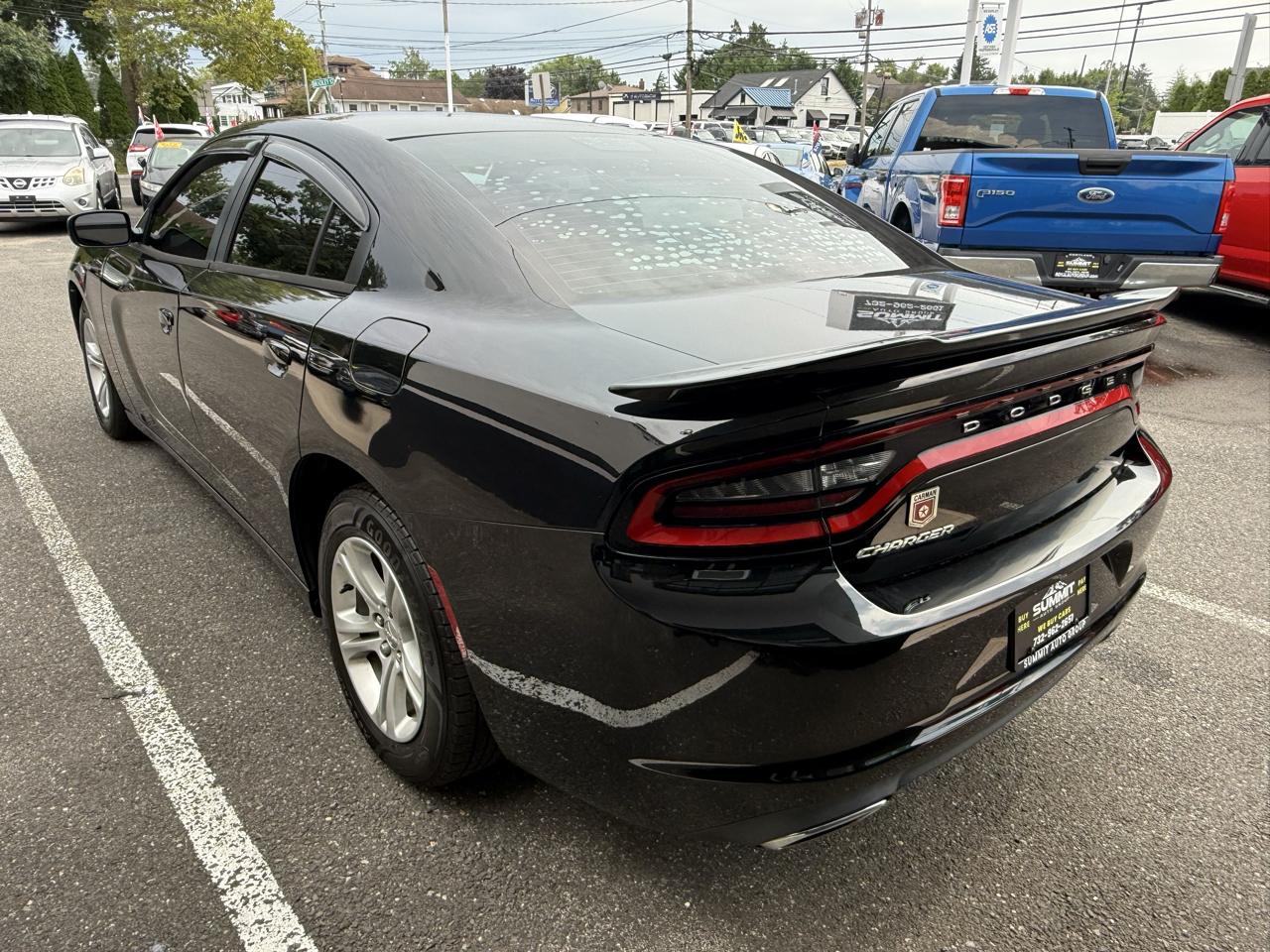 Dodge Charger SE 2016