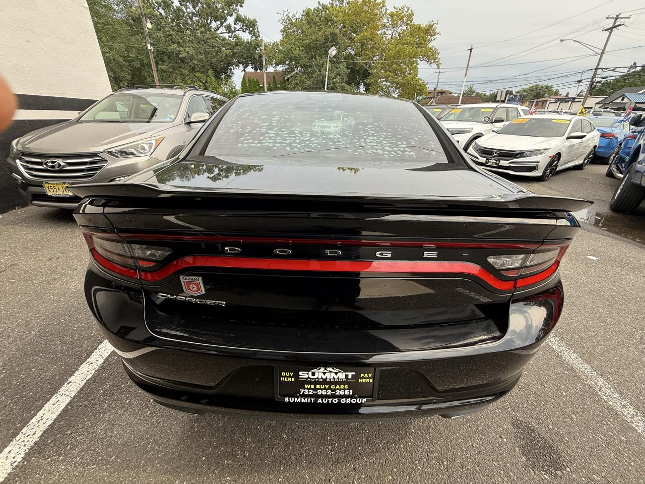 Dodge Charger SE 2016