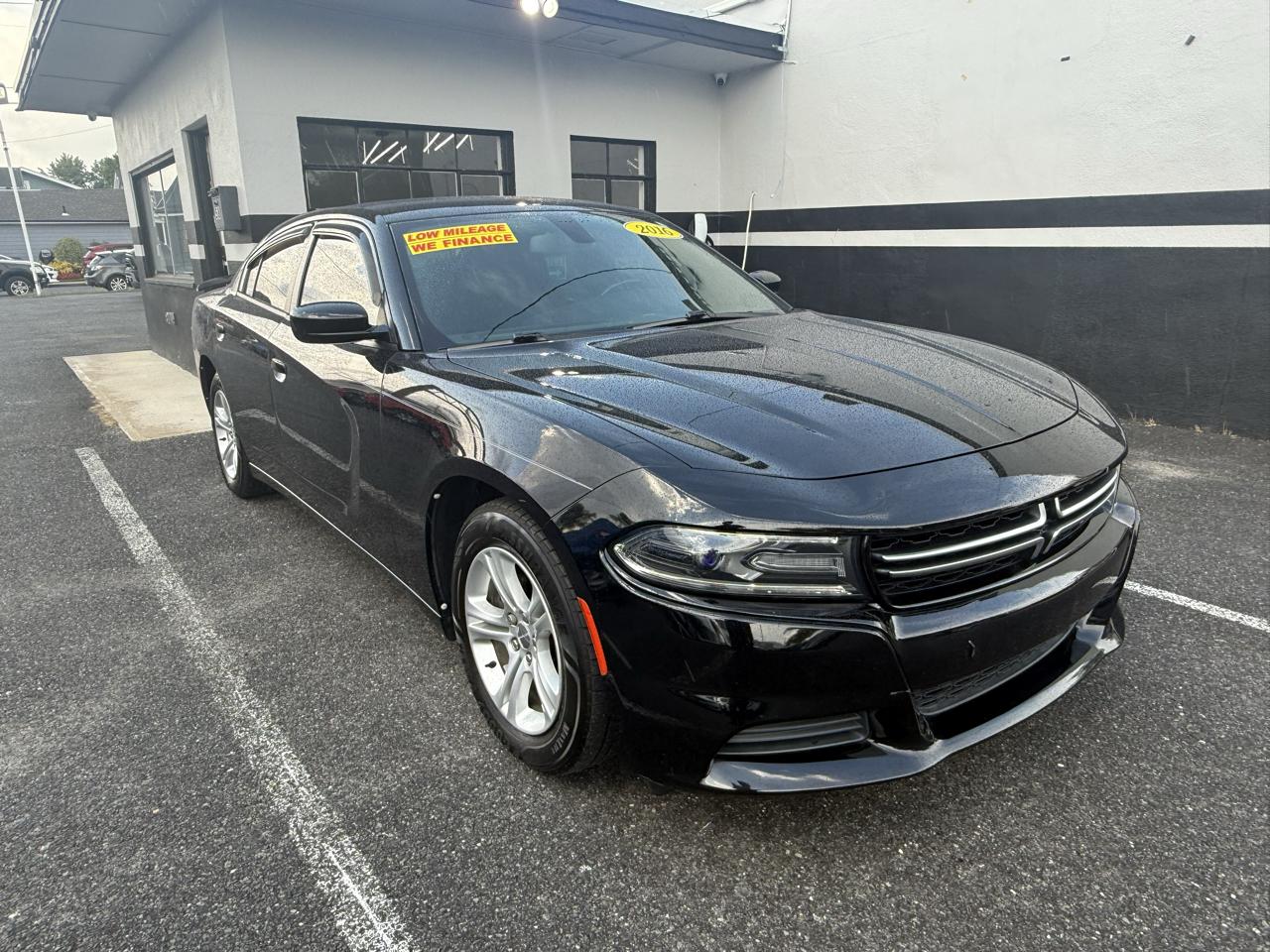 Dodge Charger SE 2016