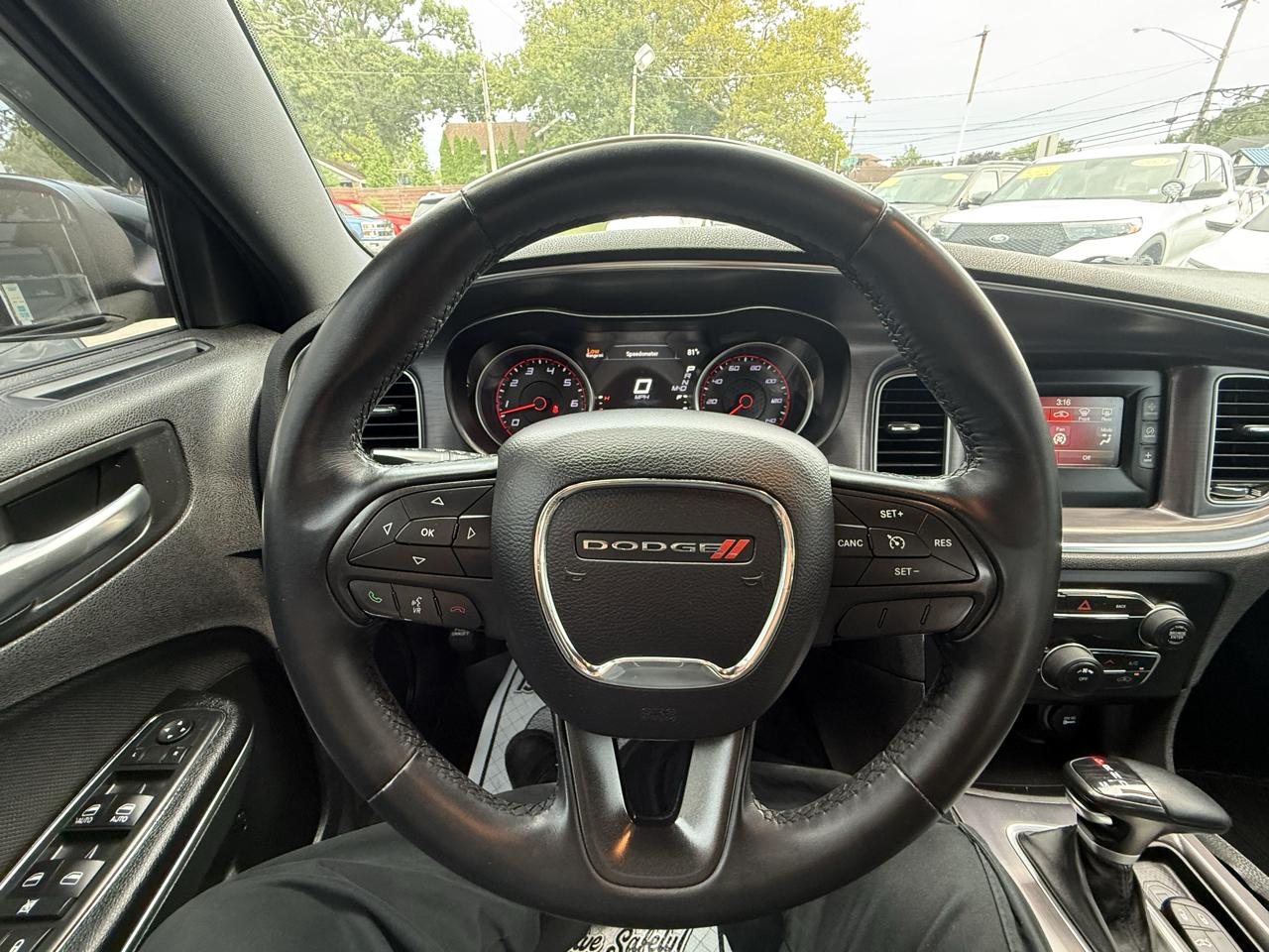 Dodge Charger SE 2016