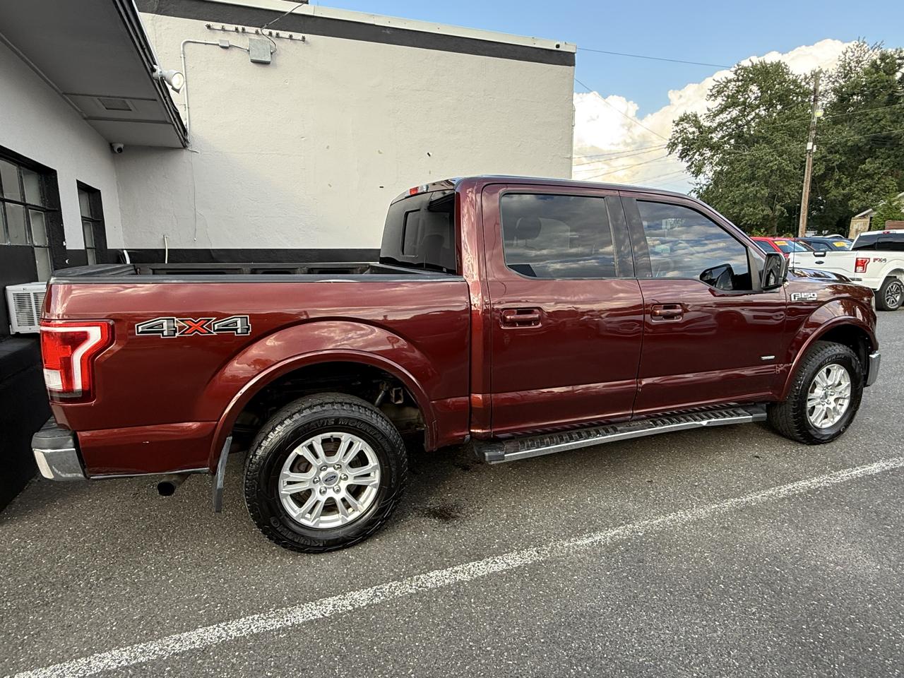 Ford F-150 Lariat SuperCrew 5.5-ft. Bed 4WD 2016