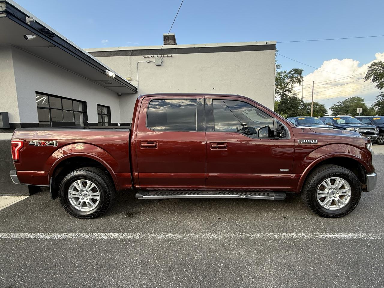 Ford F-150 Lariat SuperCrew 5.5-ft. Bed 4WD 2016