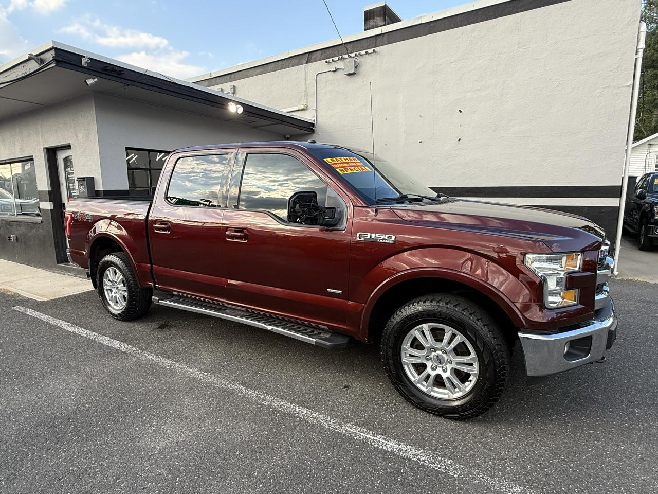 Ford F-150 Lariat SuperCrew 5.5-ft. Bed 4WD 2016