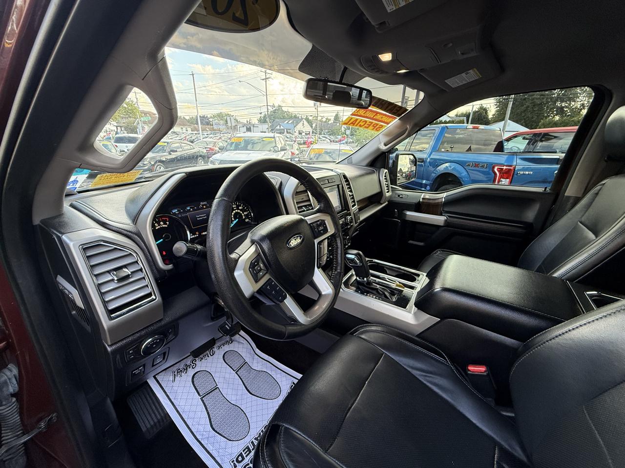 Ford F-150 Lariat SuperCrew 5.5-ft. Bed 4WD 2016