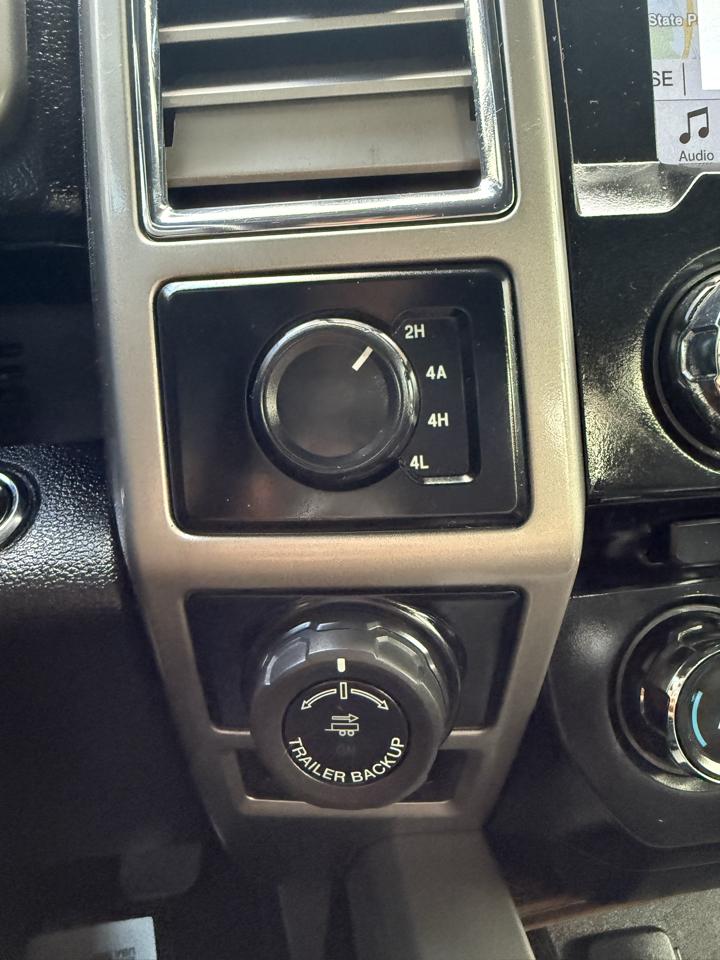 Ford F-150 Lariat SuperCrew 5.5-ft. Bed 4WD 2016