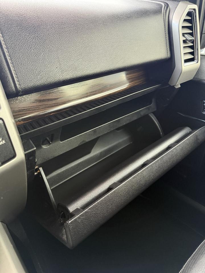 Ford F-150 Lariat SuperCrew 5.5-ft. Bed 4WD 2016