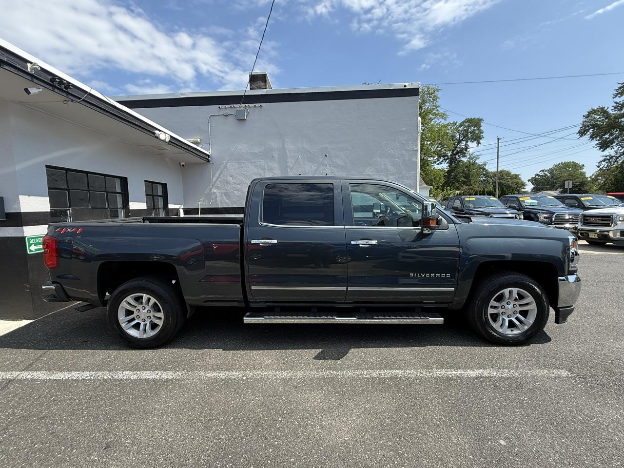 Chevrolet Silverado 1500 LTZ Crew Cab 4WD 2018