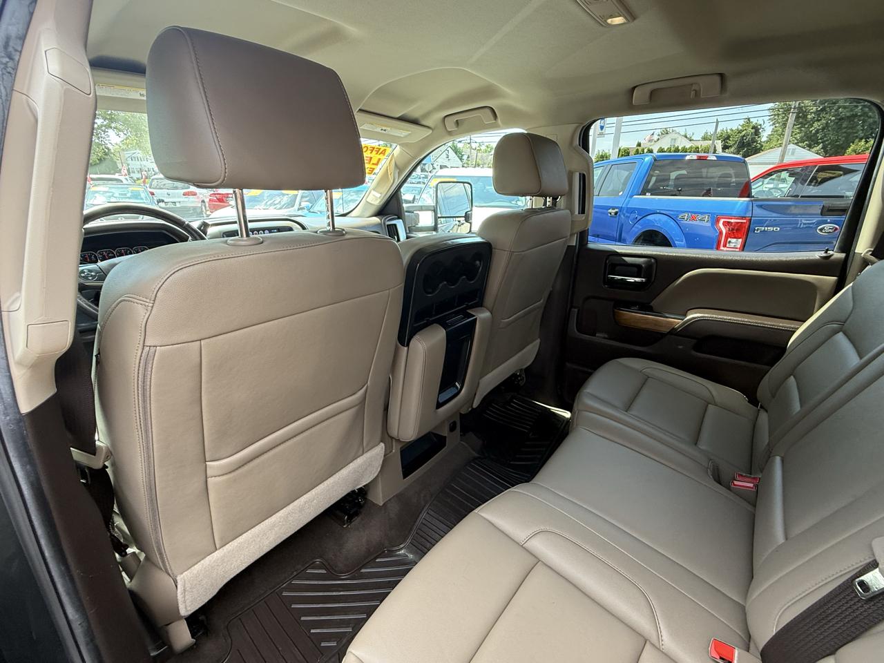 Chevrolet Silverado 1500 LTZ Crew Cab 4WD 2018