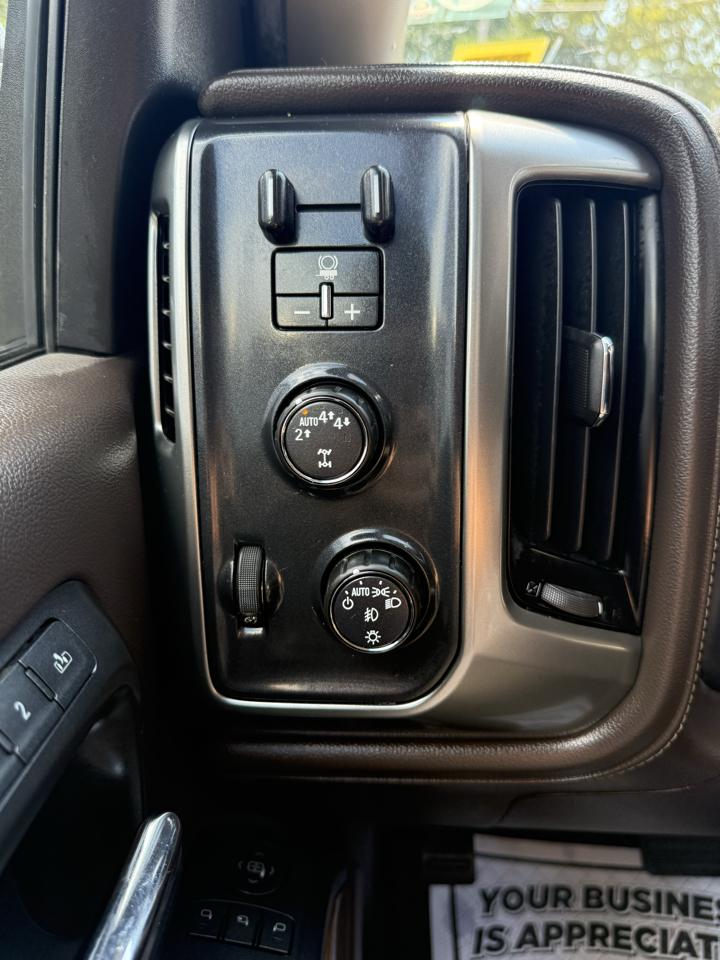 Chevrolet Silverado 1500 LTZ Crew Cab 4WD 2018