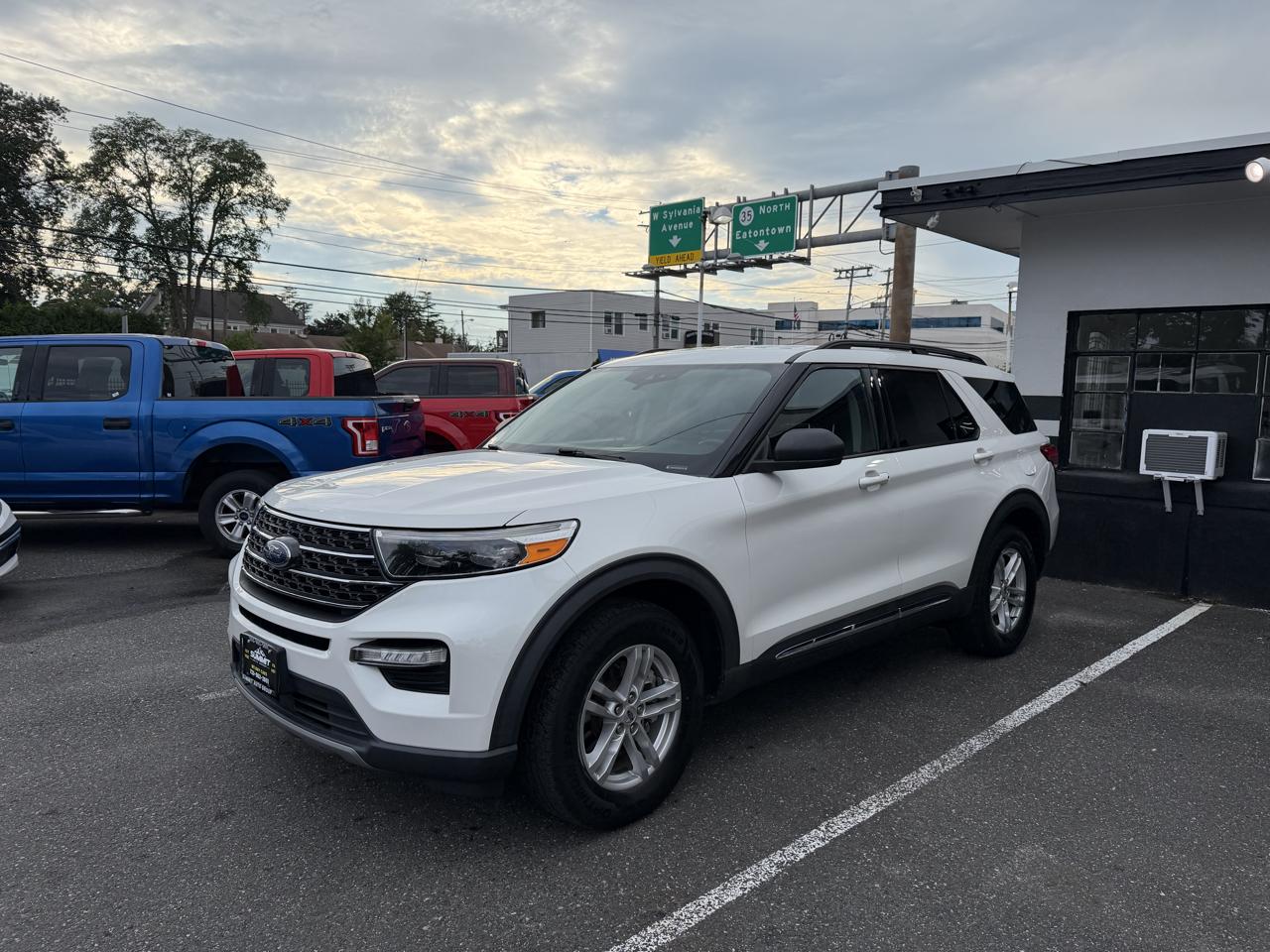 Ford Explorer XLT AWD 2021