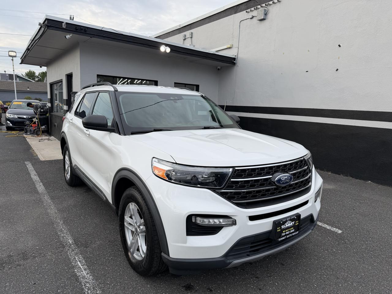 Ford Explorer XLT AWD 2021