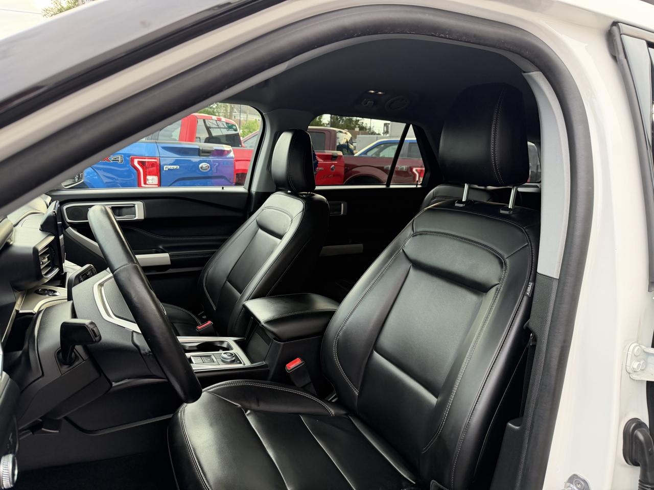 Ford Explorer XLT AWD 2021