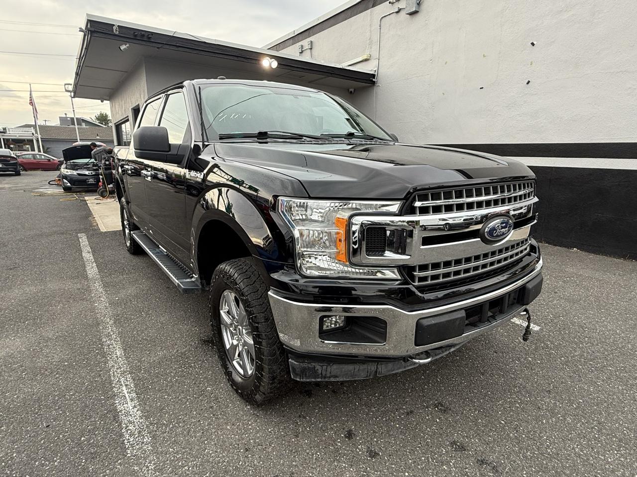 Ford F-150 XLT SuperCrew 5.5-ft. Bed 4WD 2018