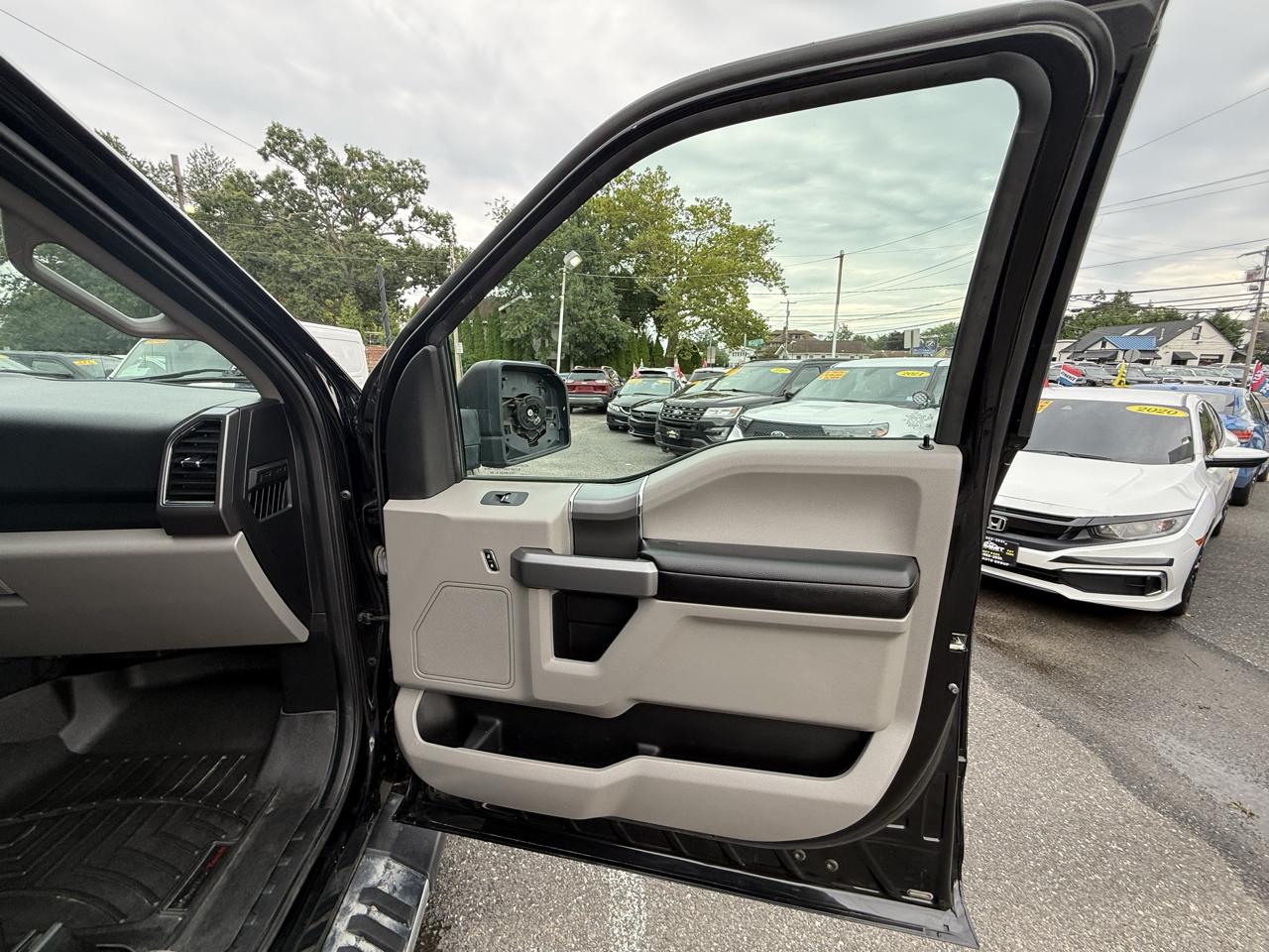Ford F-150 XLT SuperCrew 5.5-ft. Bed 4WD 2018