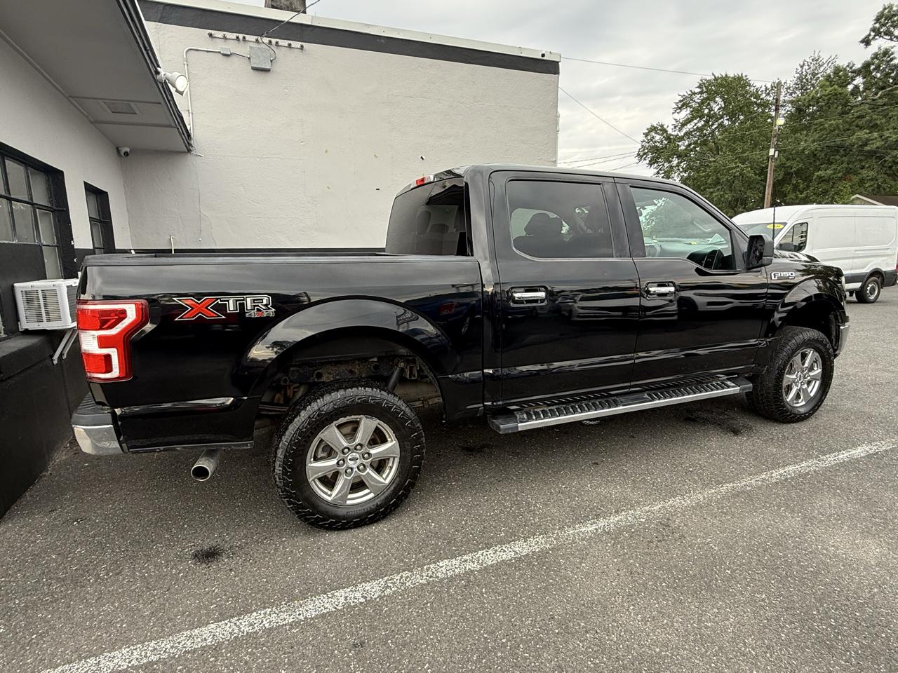 Ford F-150 XLT SuperCrew 5.5-ft. Bed 4WD 2018