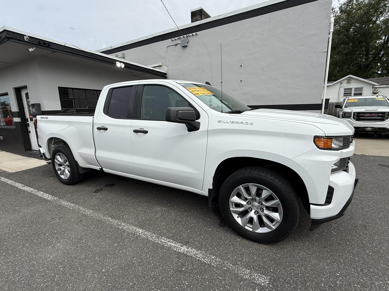 Chevrolet Silverado 1500 Custom Double Cab 4WD 2021