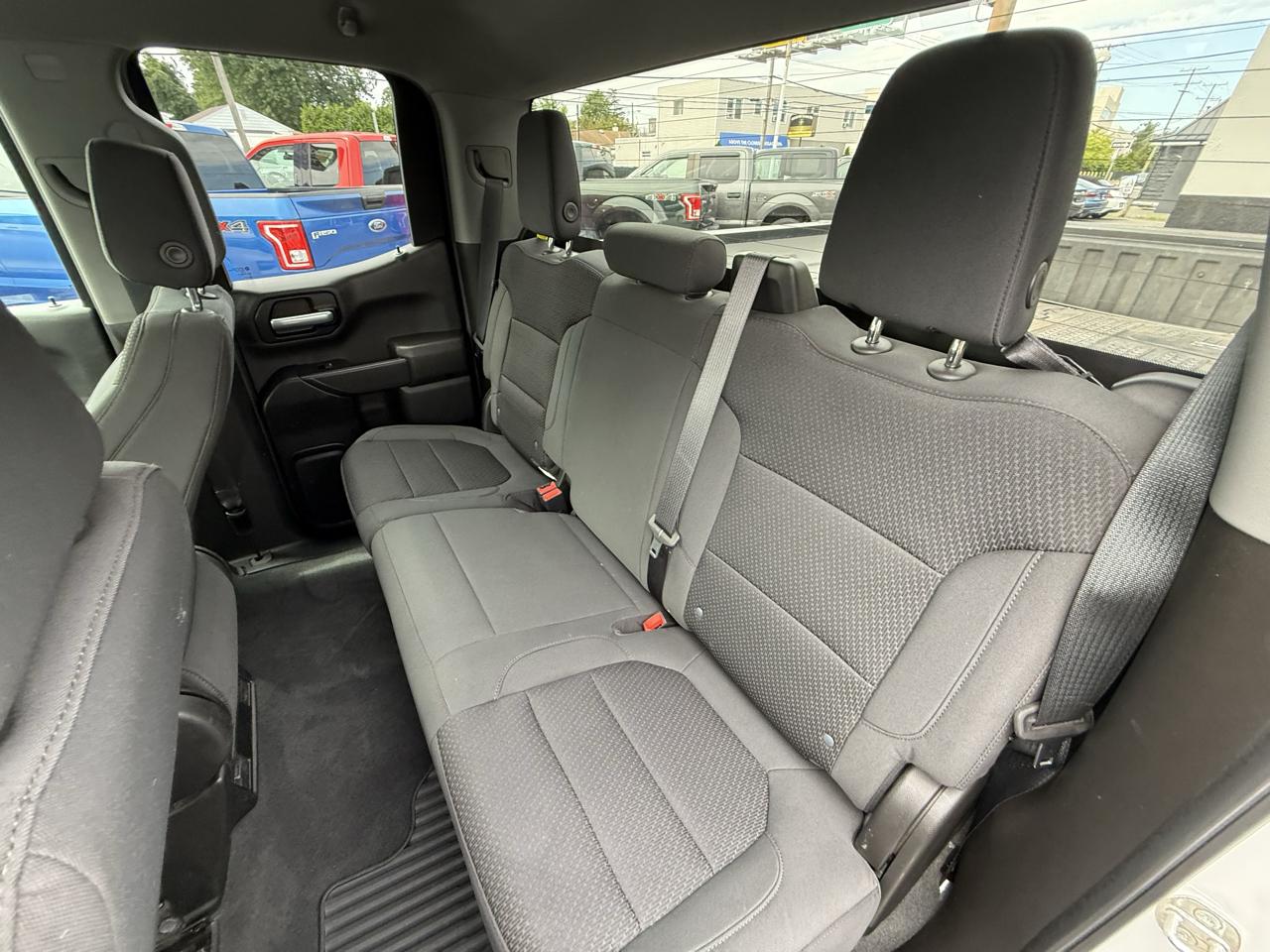 Chevrolet Silverado 1500 Custom Double Cab 4WD 2021