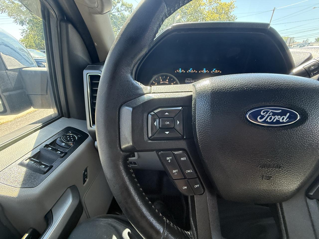 Ford F-150 XLT SuperCrew 6.5-ft. Bed 4WD 2017