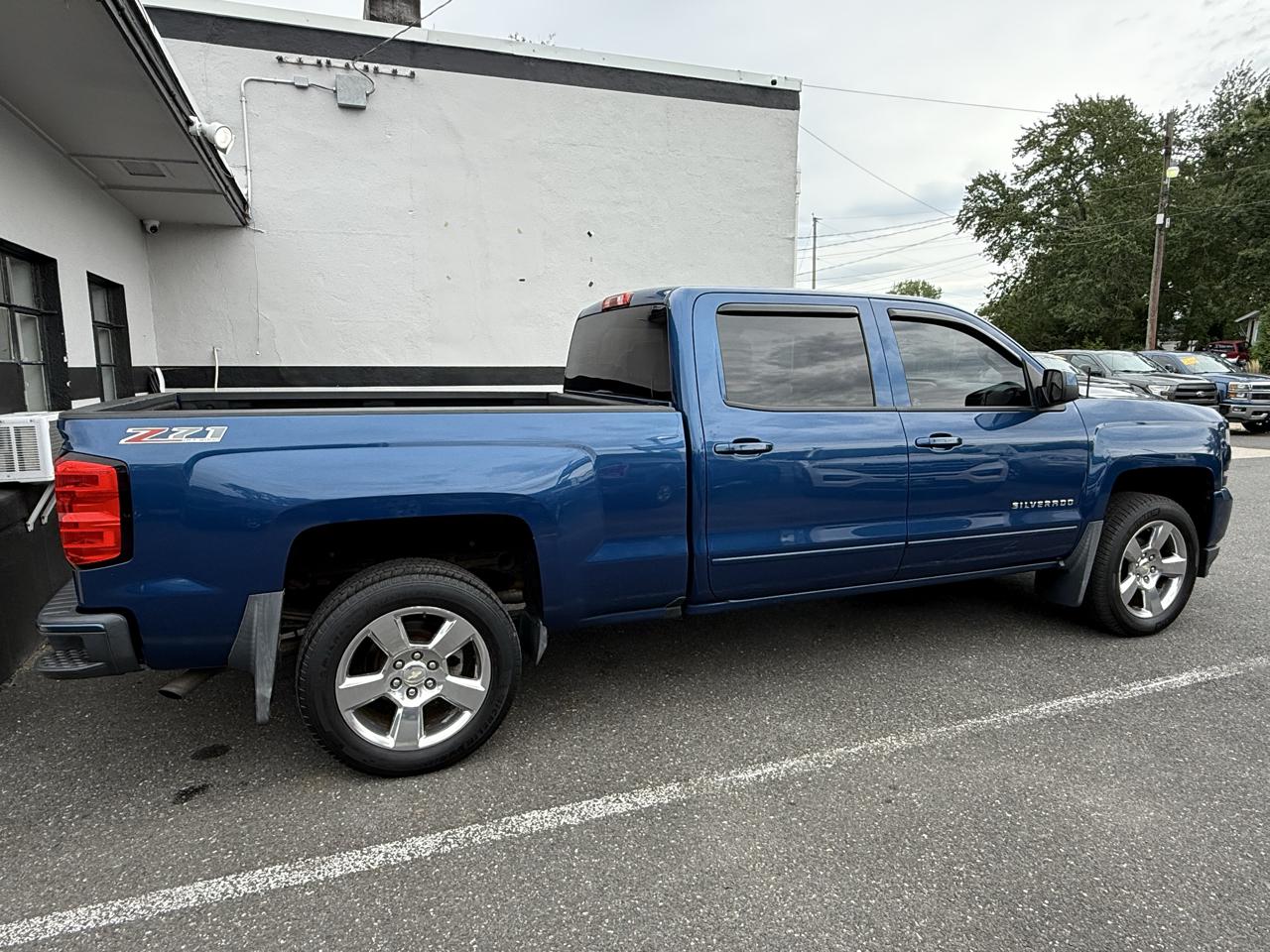 Chevrolet Silverado 1500 LT Crew Cab 4WD 2017
