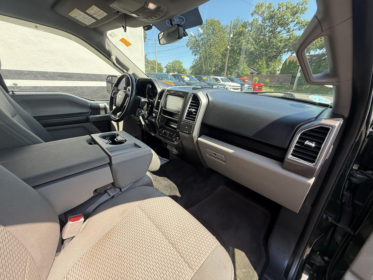 Ford F-150 XLT 4WD 2015