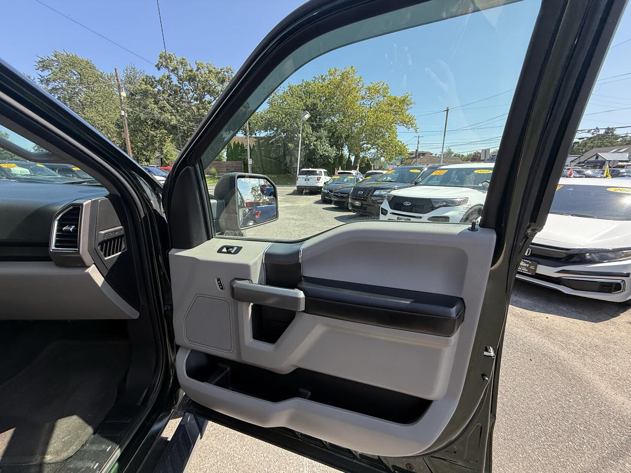 Ford F-150 XLT 4WD 2015