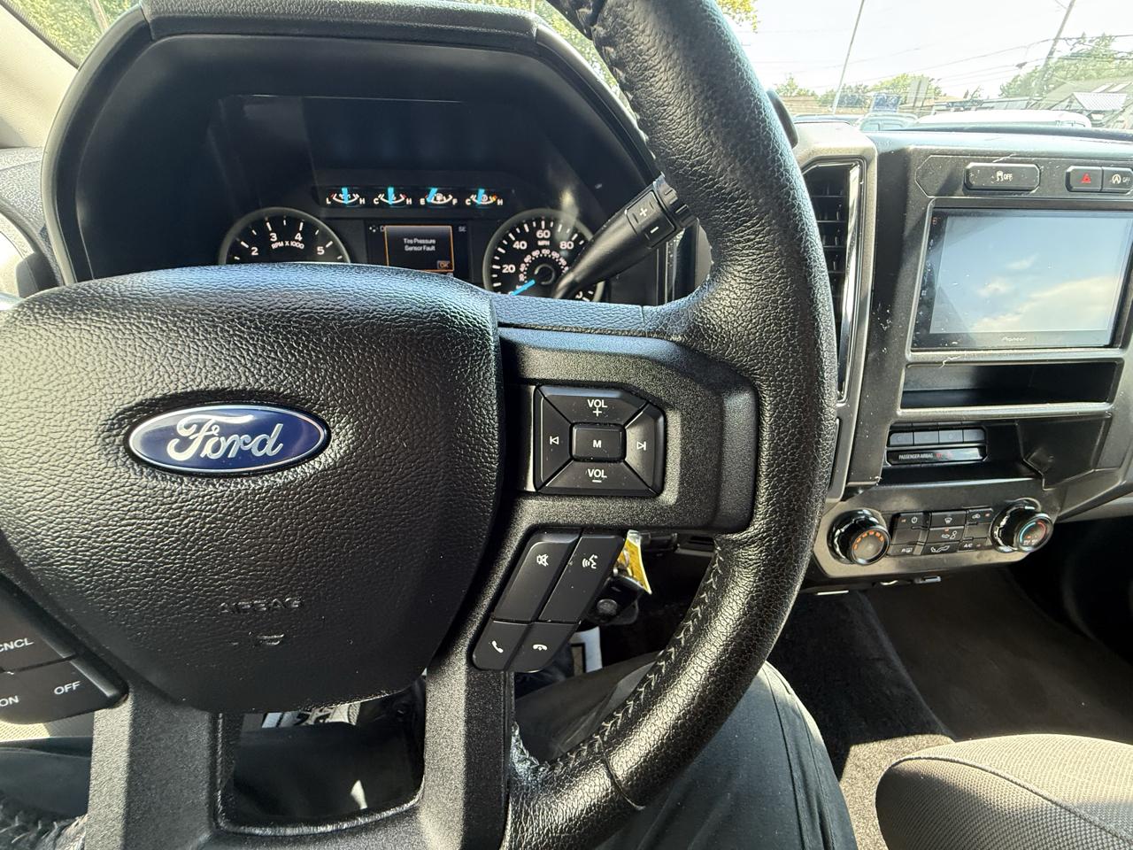 Ford F-150 XLT 4WD 2015