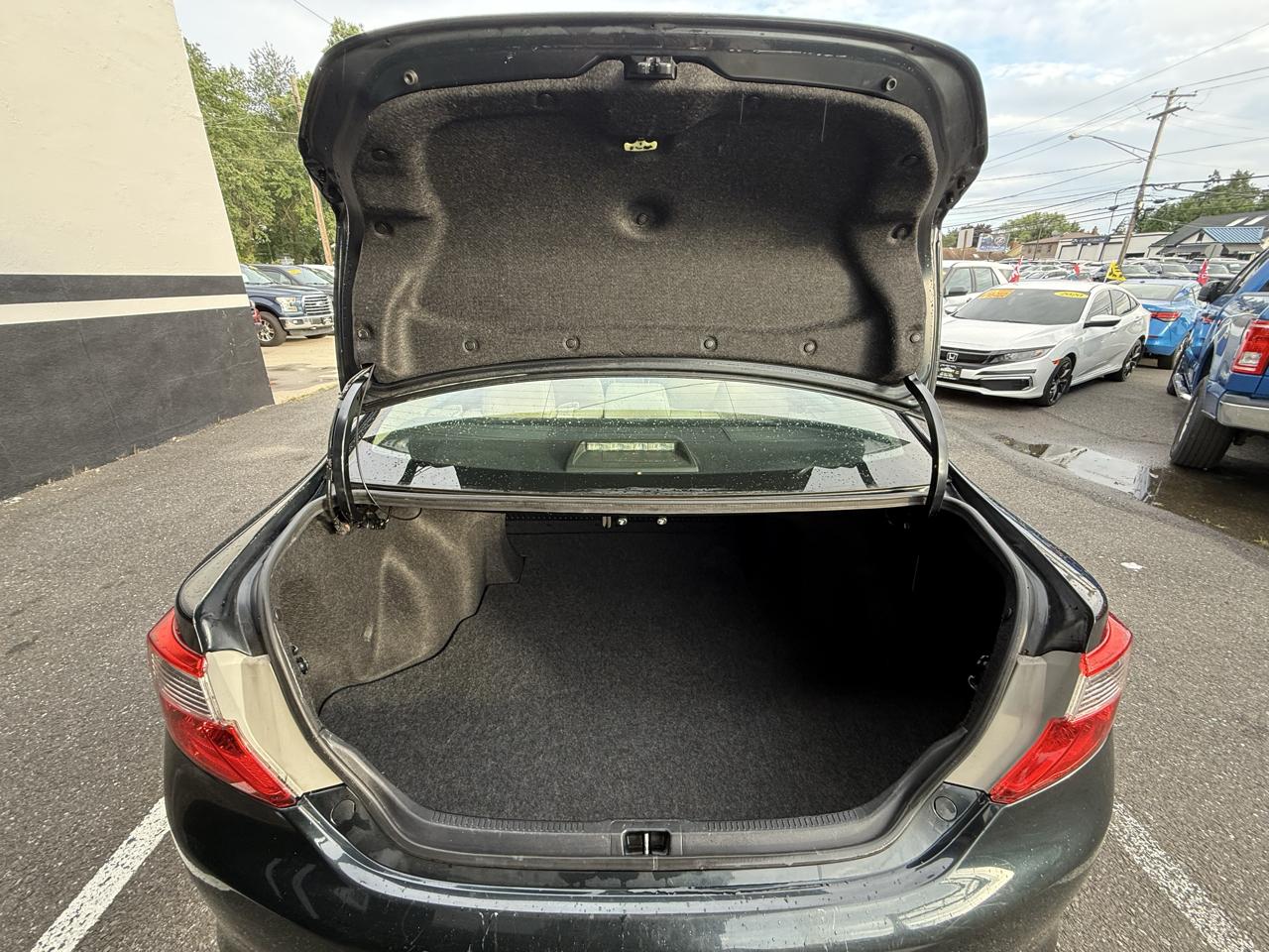 Toyota Camry XLE 2012
