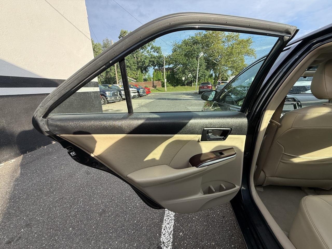 Toyota Camry XLE 2012