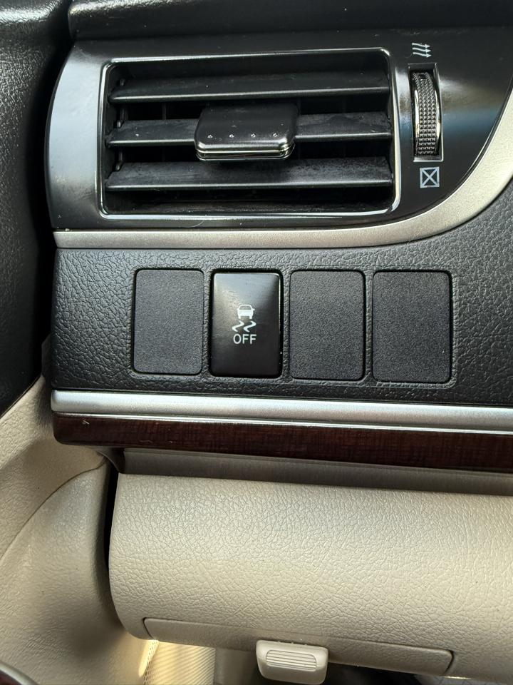 Toyota Camry XLE 2012