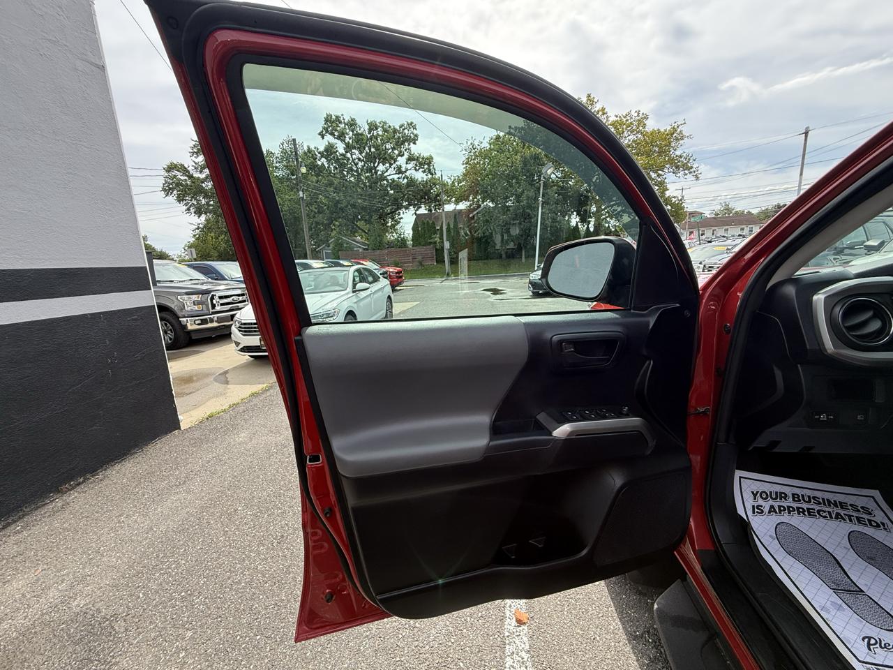 Toyota Tacoma SR5 Double Cab Super Long Bed V6 6AT 4WD 2019