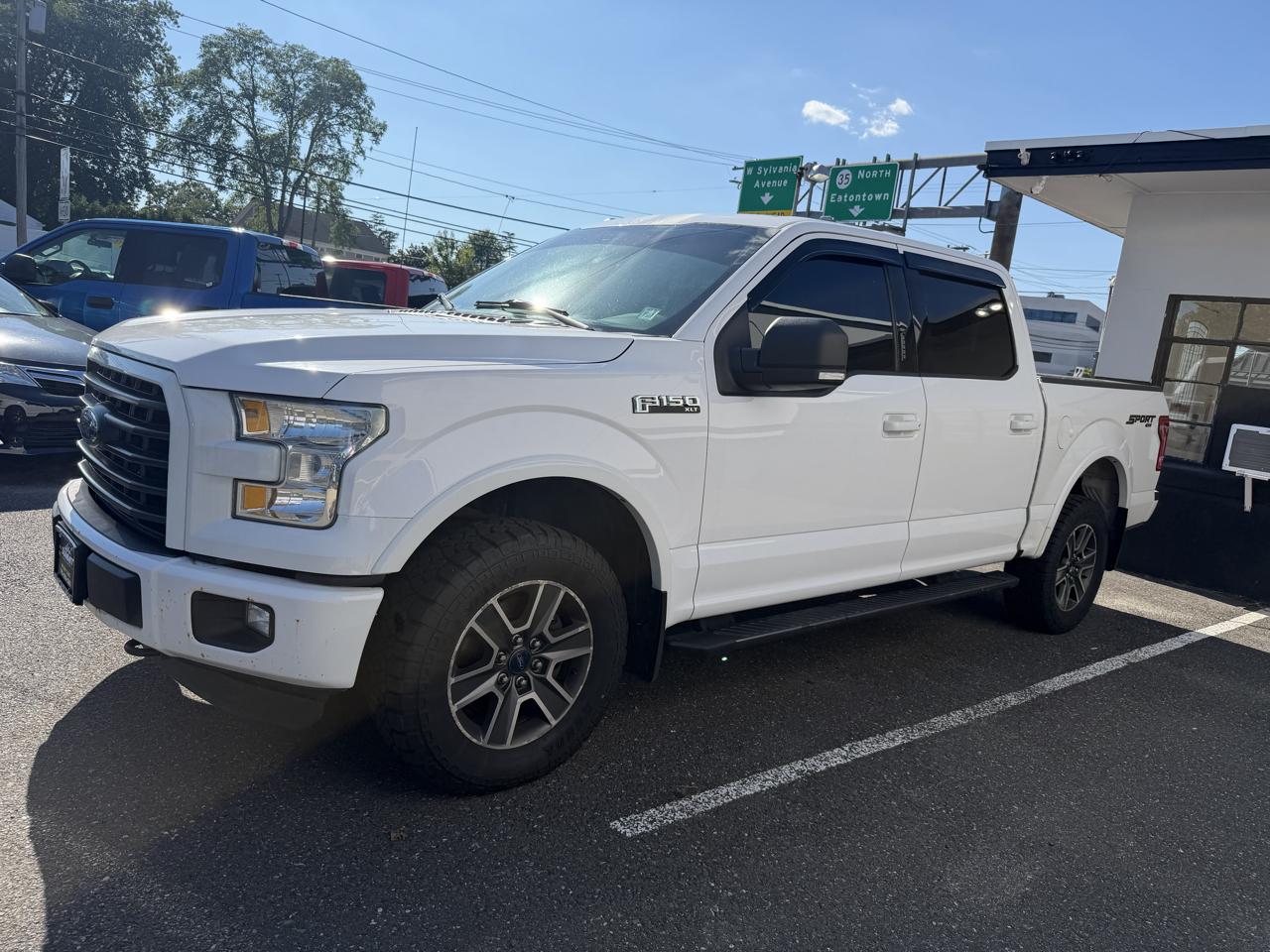 Ford F-150 XLT SuperCrew 6.5-ft. Bed 4WD 2015