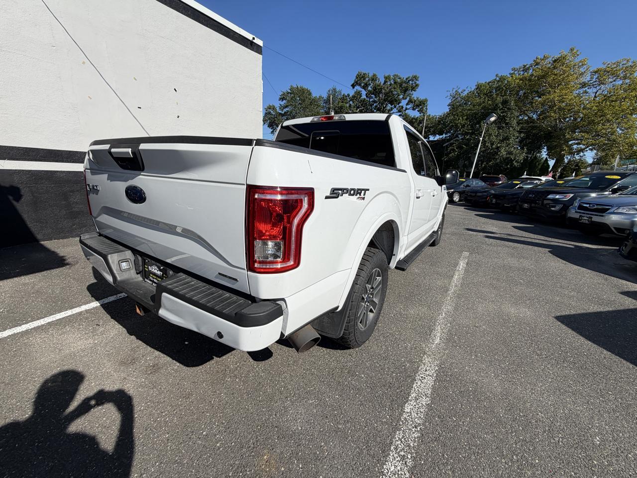 Ford F-150 XLT SuperCrew 6.5-ft. Bed 4WD 2015