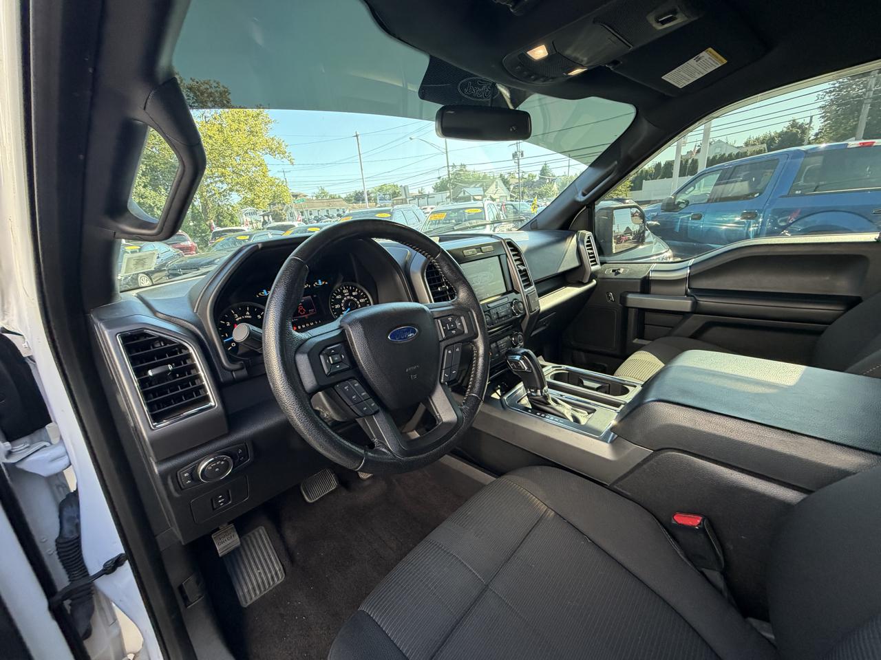 Ford F-150 XLT SuperCrew 6.5-ft. Bed 4WD 2015