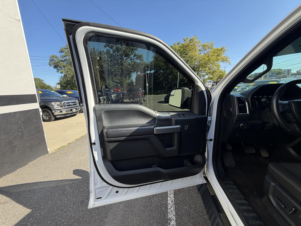 Ford F-150 XLT SuperCrew 6.5-ft. Bed 4WD 2015