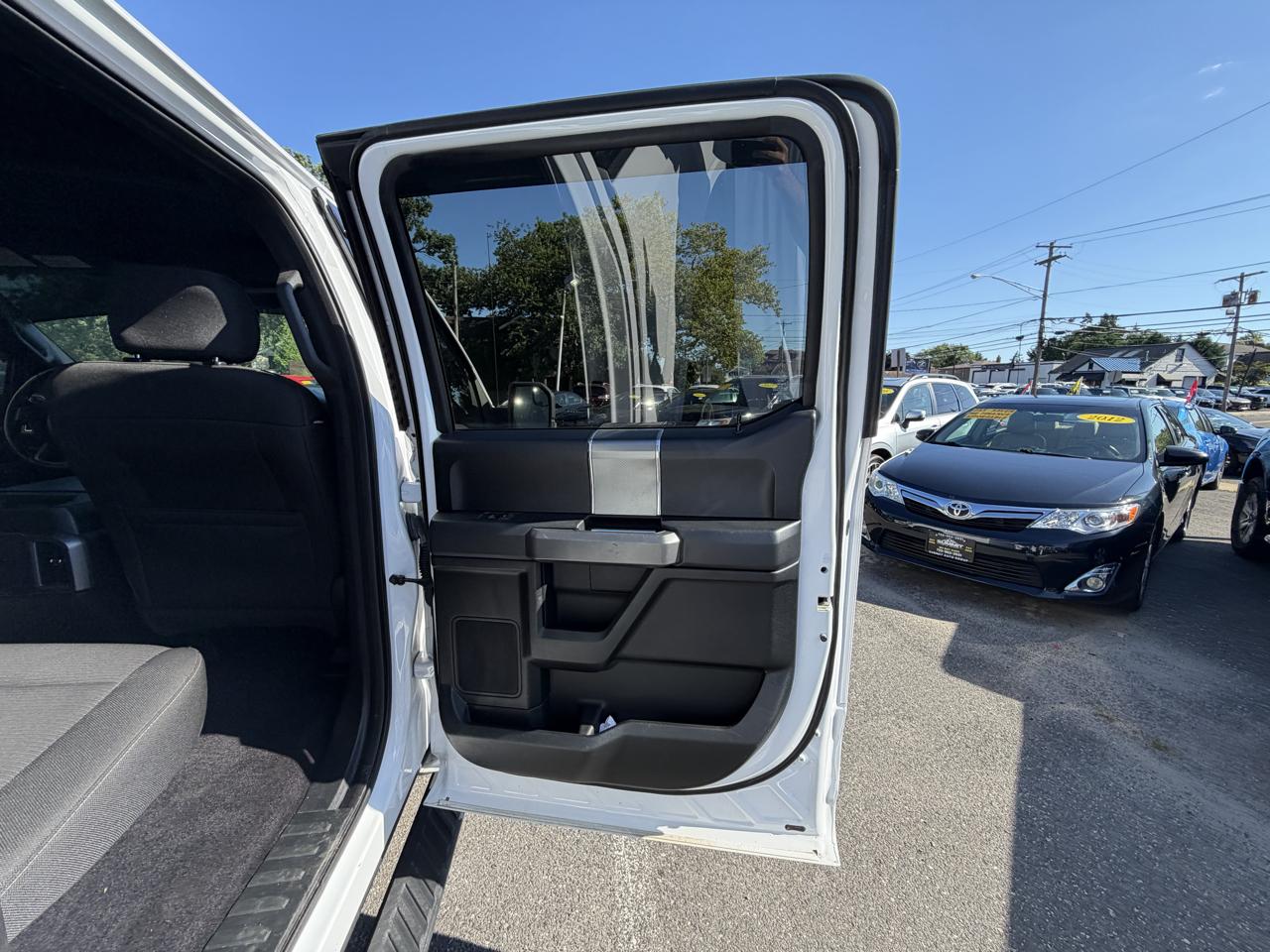 Ford F-150 XLT SuperCrew 6.5-ft. Bed 4WD 2015