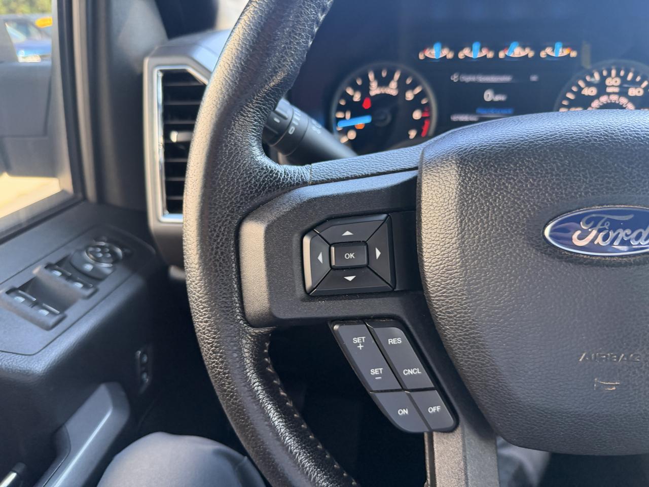 Ford F-150 XLT SuperCrew 6.5-ft. Bed 4WD 2015