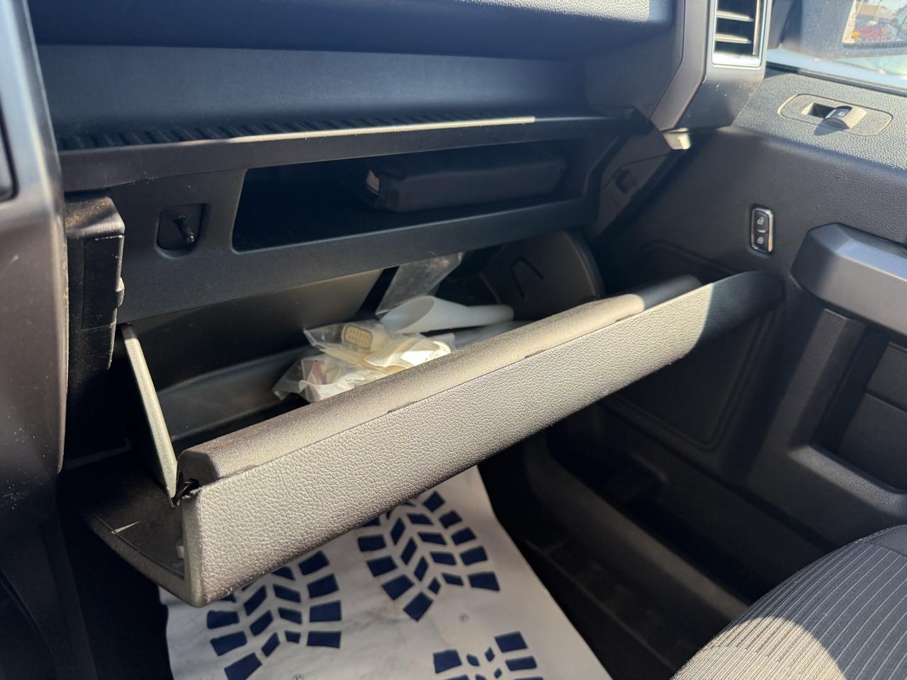 Ford F-150 XLT SuperCrew 6.5-ft. Bed 4WD 2015