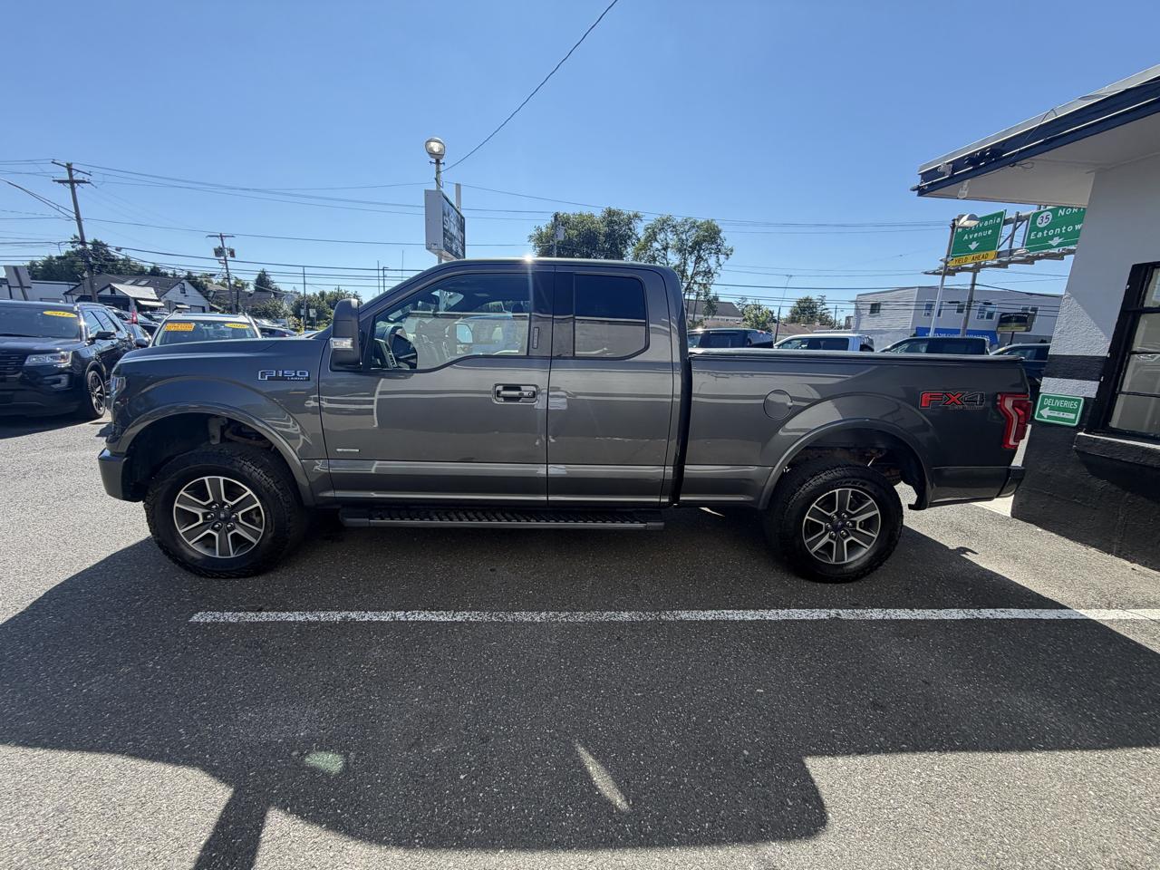 Ford F-150 Lariat SuperCab 6.5-ft. Bed 4WD 2015