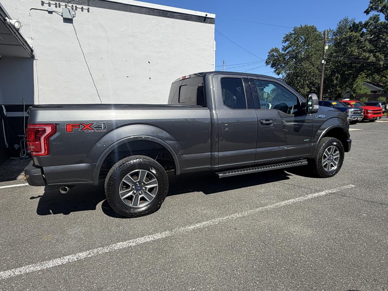 Ford F-150 Lariat SuperCab 6.5-ft. Bed 4WD 2015