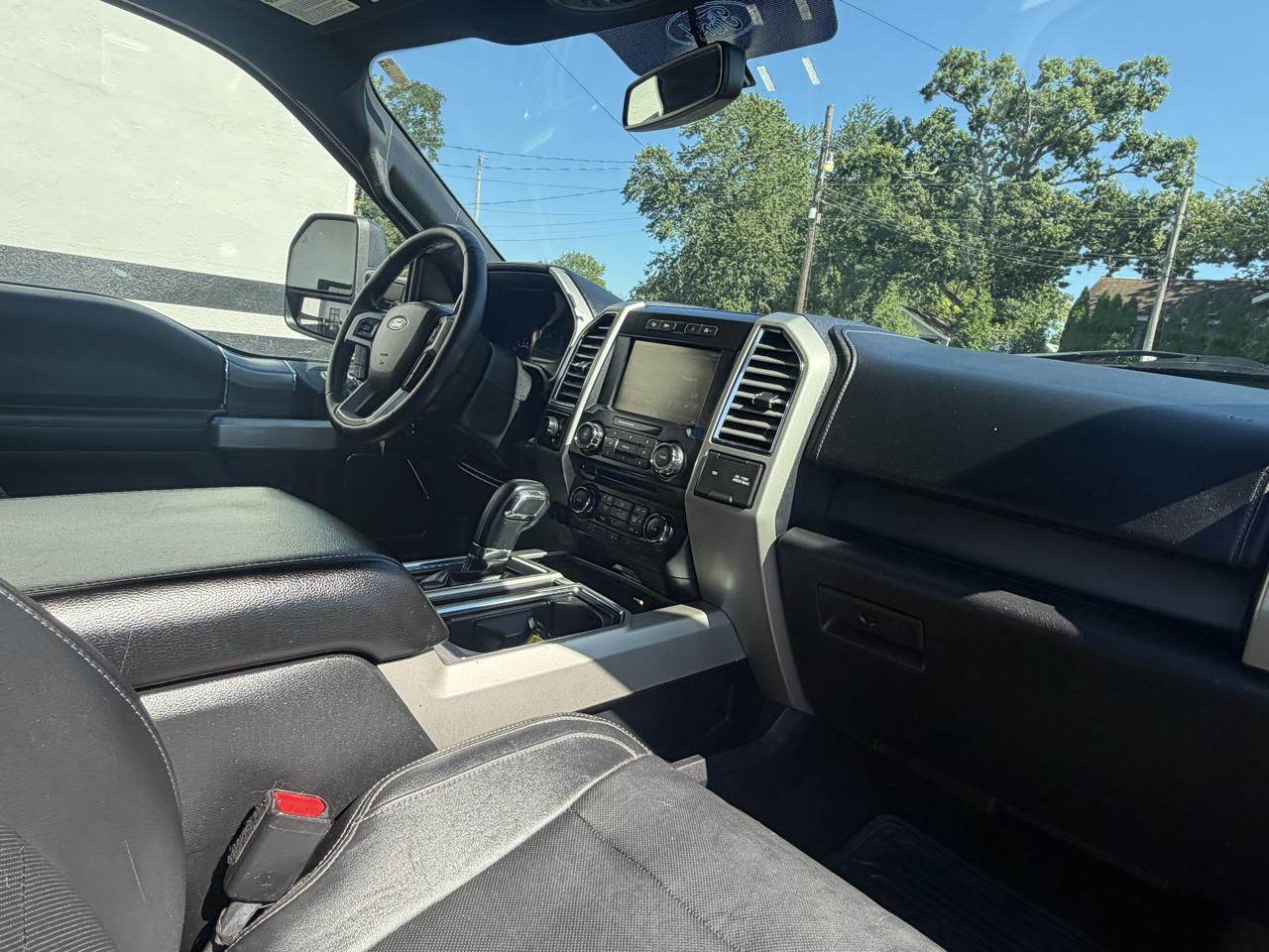 Ford F-150 Lariat SuperCab 6.5-ft. Bed 4WD 2015