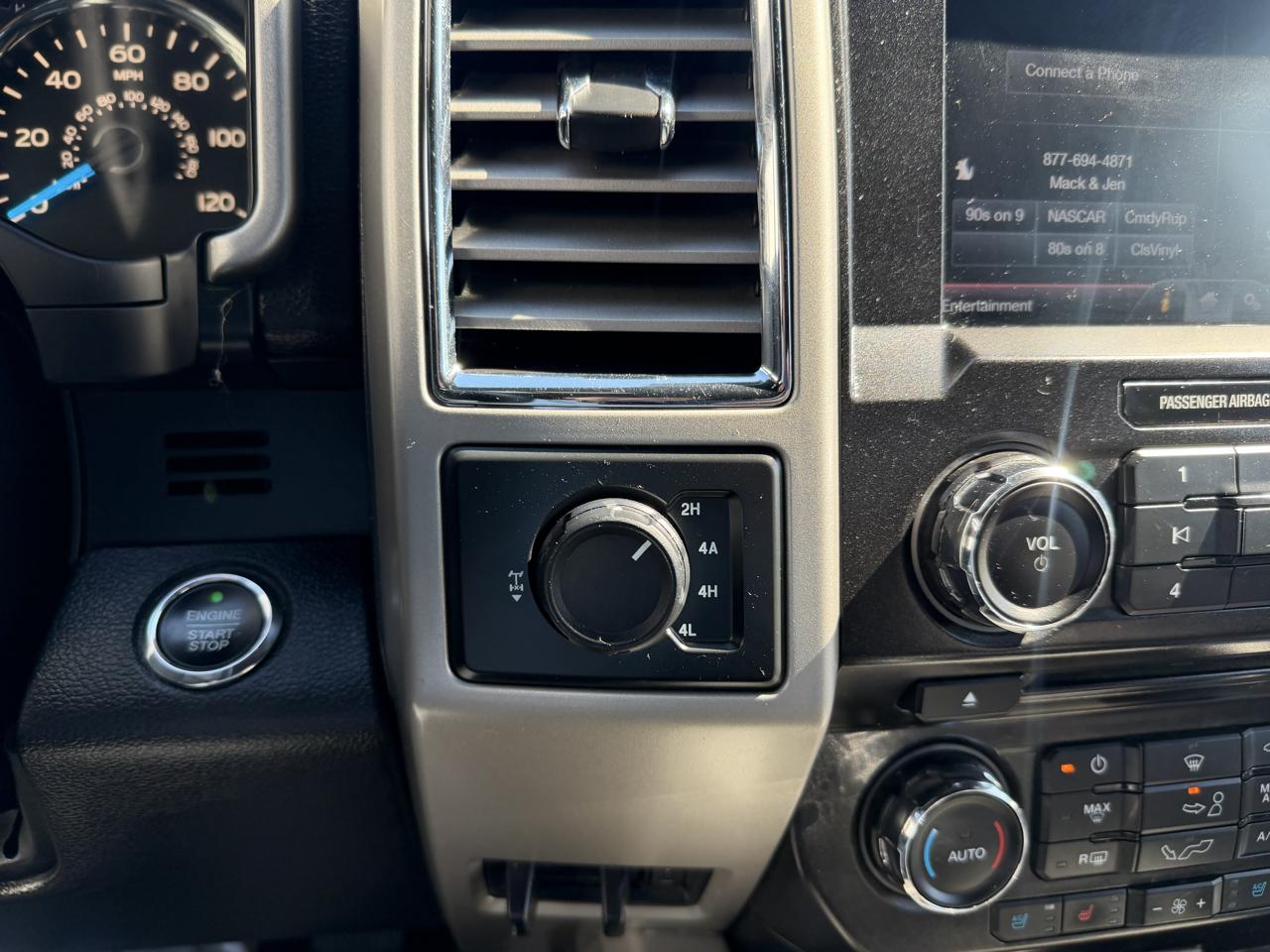 Ford F-150 Lariat SuperCab 6.5-ft. Bed 4WD 2015