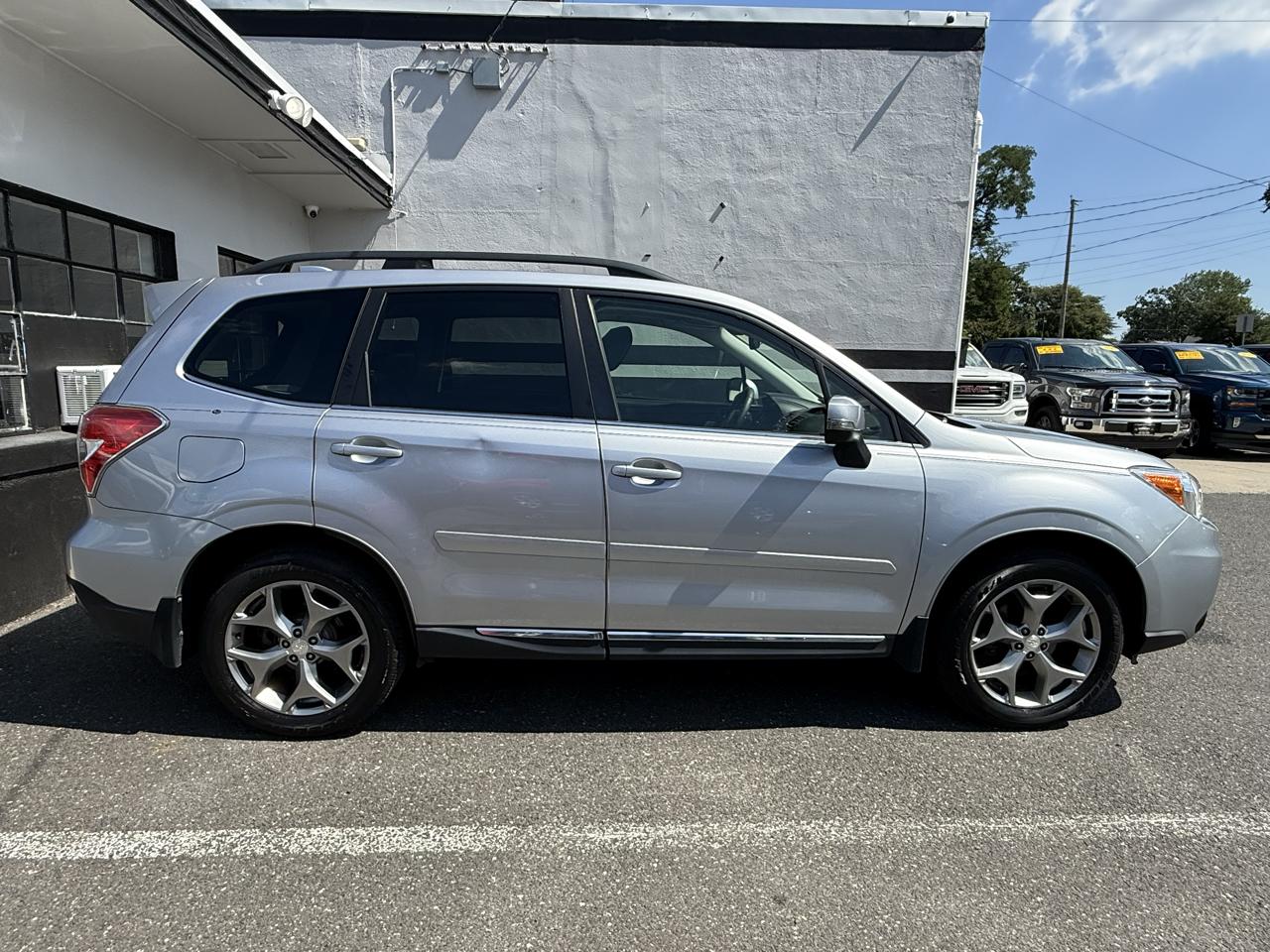 Subaru Forester 2.5i Touring 2016