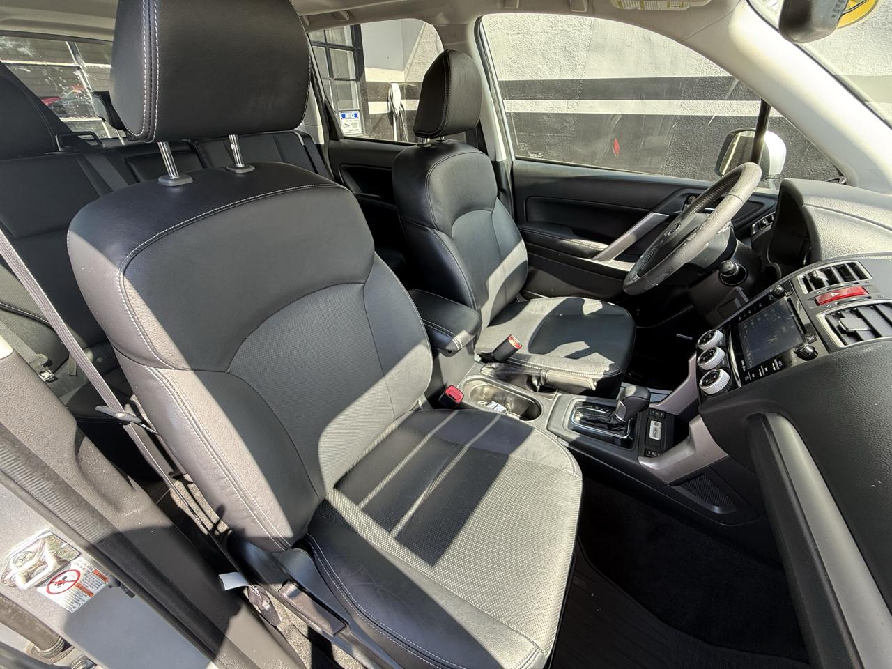 Subaru Forester 2.5i Touring 2016