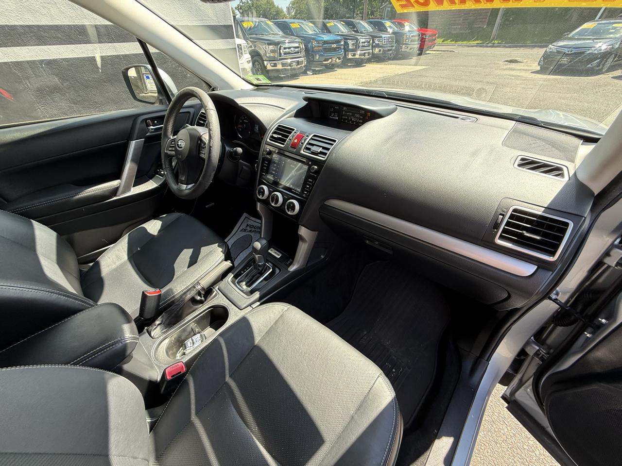 Subaru Forester 2.5i Touring 2016