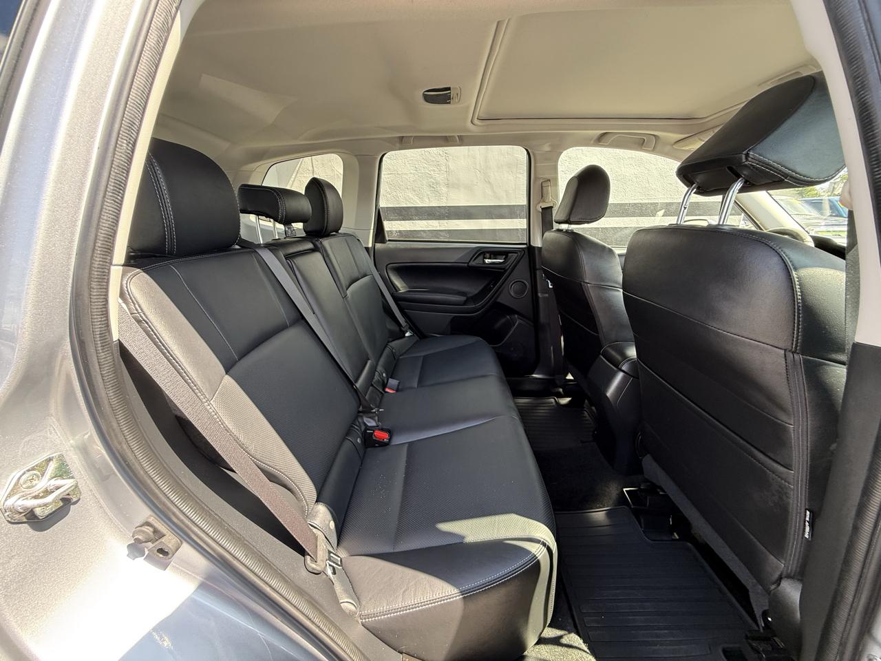 Subaru Forester 2.5i Touring 2016