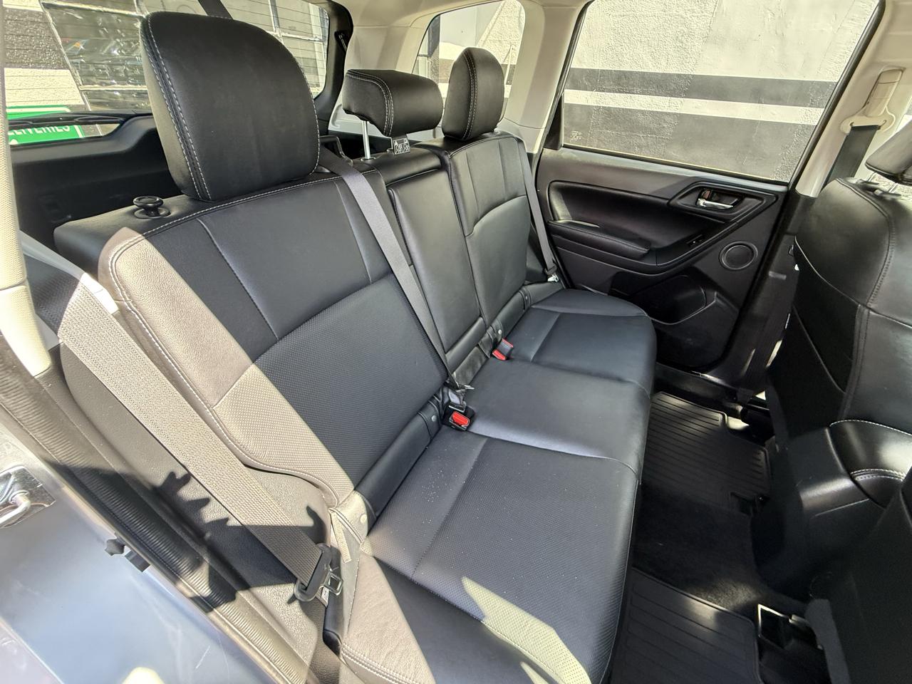 Subaru Forester 2.5i Touring 2016