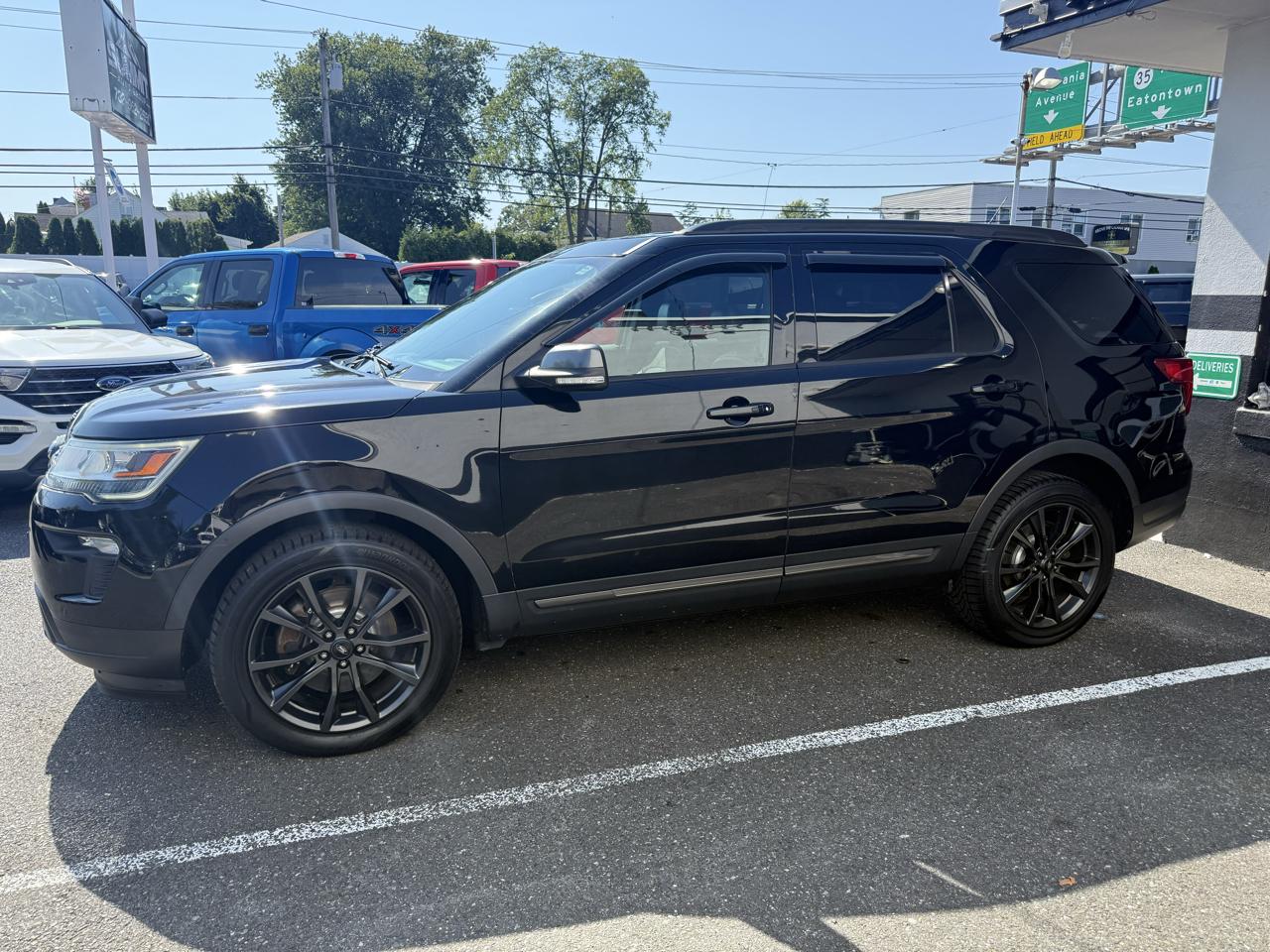 Ford Explorer XLT 4WD 2018