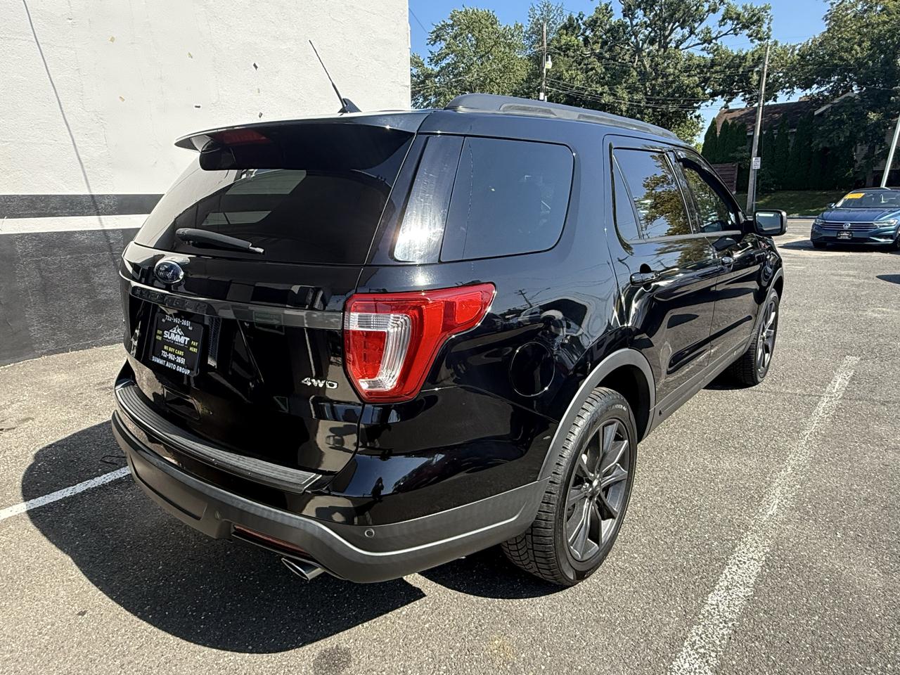 Ford Explorer XLT 4WD 2018