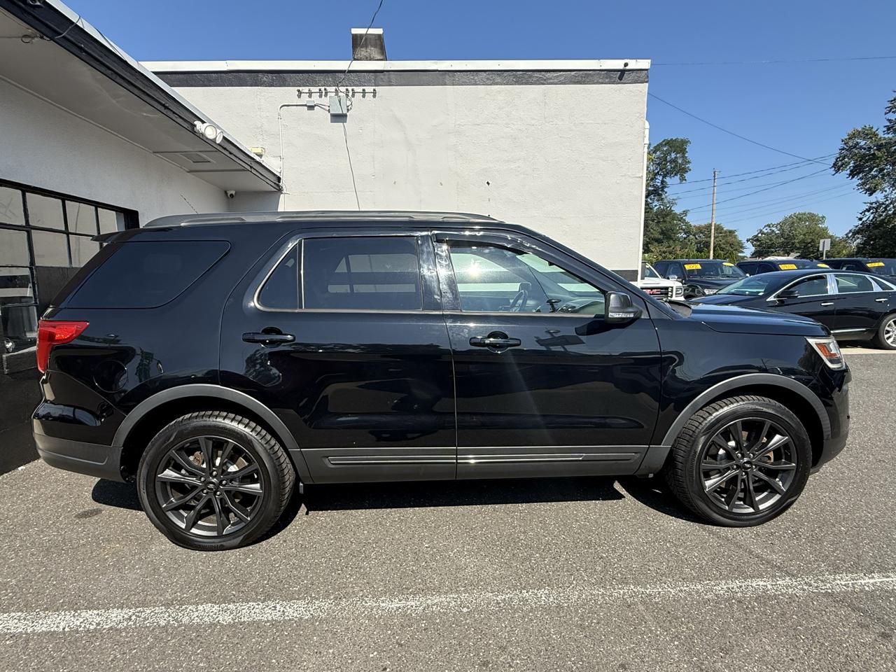 Ford Explorer XLT 4WD 2018