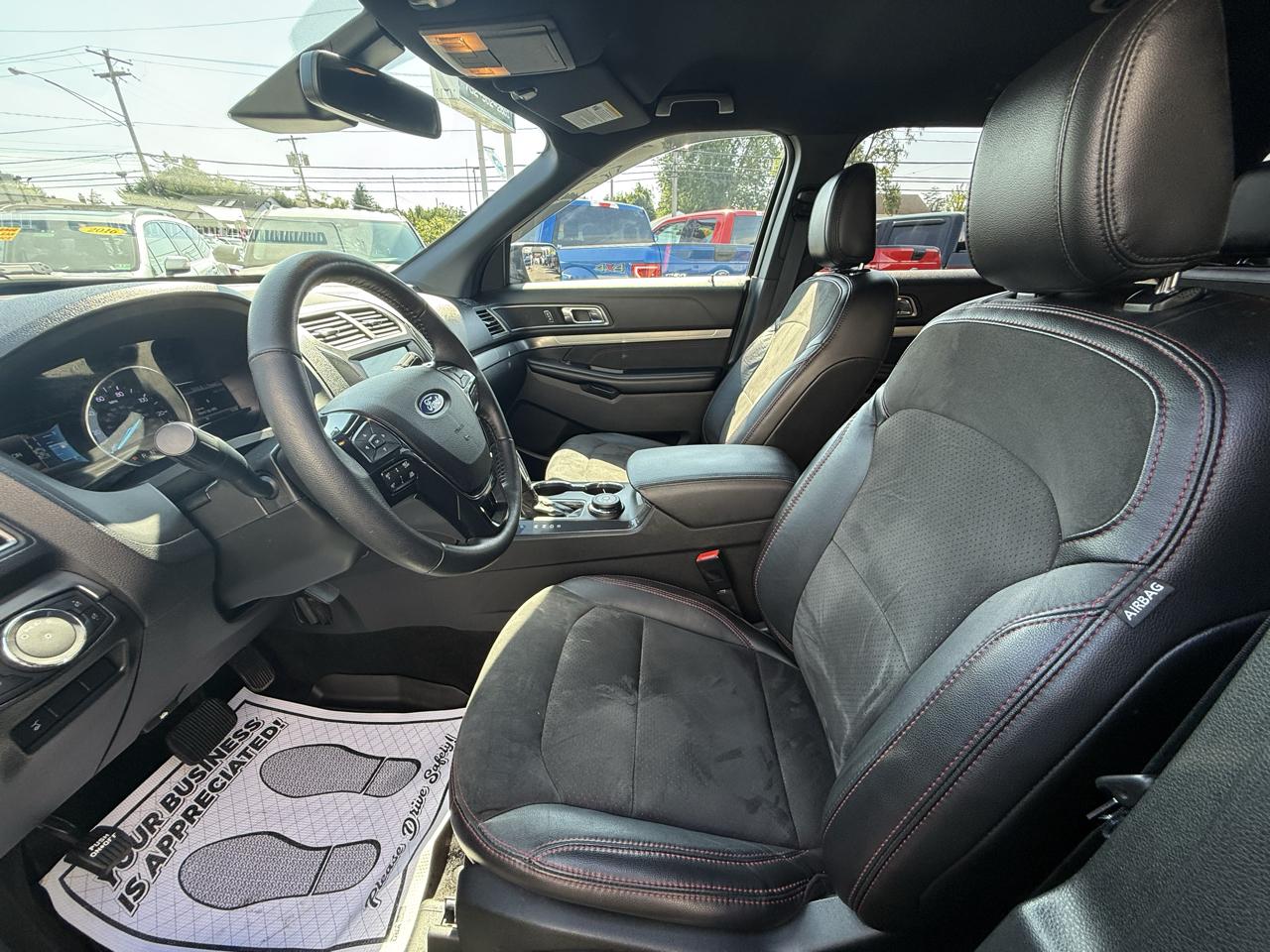 Ford Explorer XLT 4WD 2018
